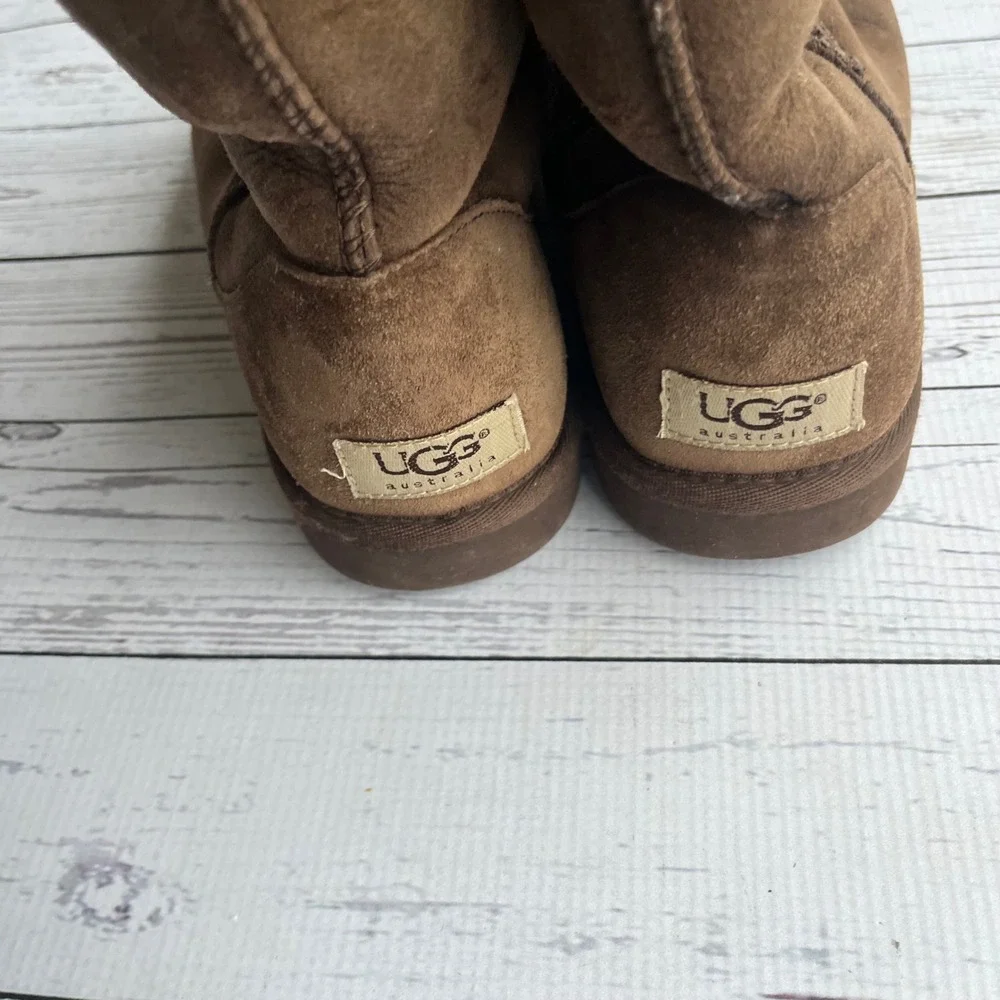 UGG Australia Classic Short Brown Leather Suede Sheepskin Boots Gorpcore Women 7